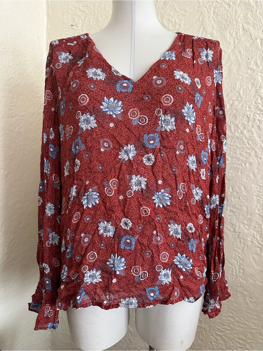 Lucky Brand Women’s Rust Red Blue Floral Long Sleeve V-Neck Blouse Top NWT L